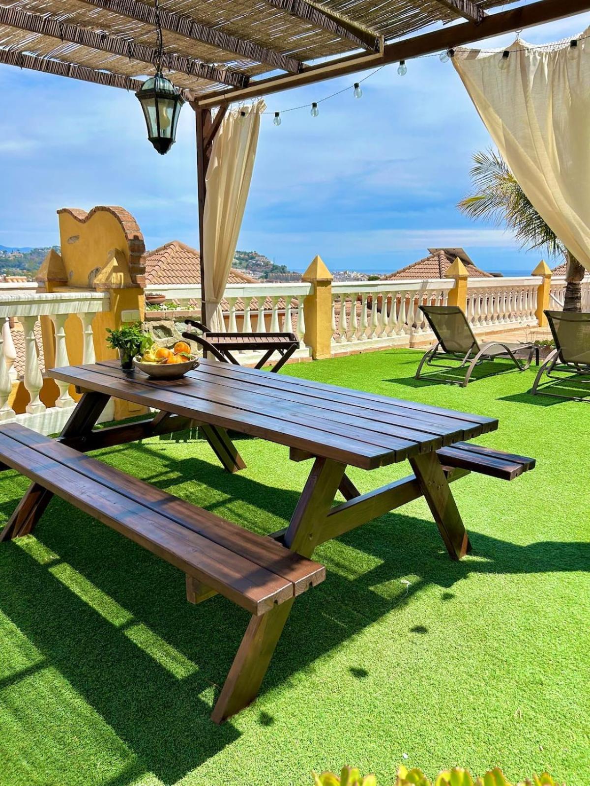 Almuñécar Chalet Con Piscinas Y Vistas De Ensueno מראה חיצוני תמונה