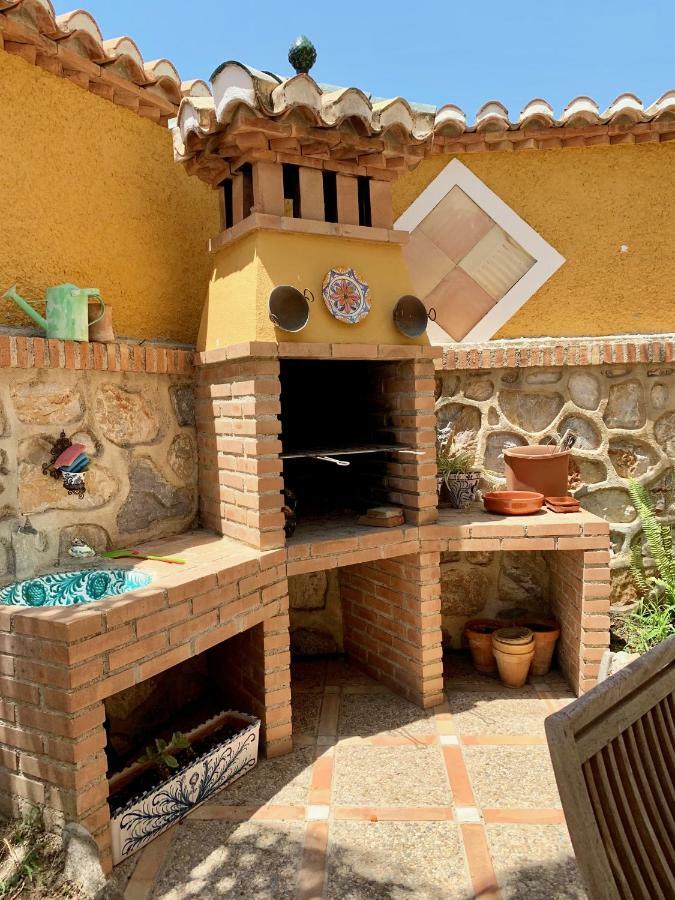 Almuñécar Chalet Con Piscinas Y Vistas De Ensueno מראה חיצוני תמונה
